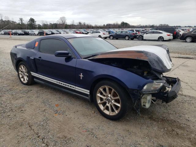 1ZVBP8AN4A5139756 - 2010 FORD MUSTANG BLUE photo 4