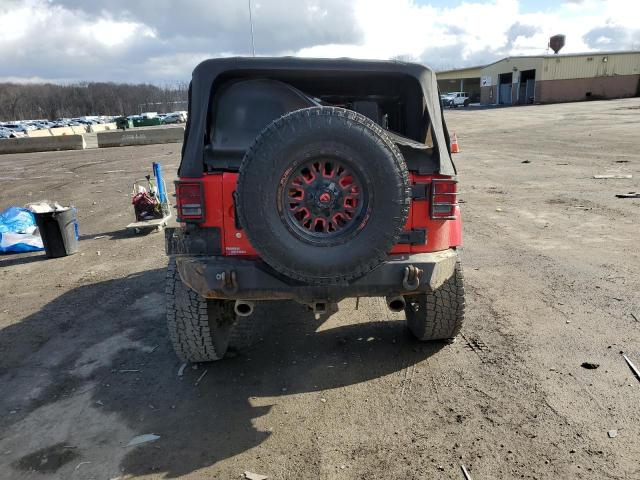 1C4AJWBG3HL576044 - 2017 JEEP WRANGLER SAHARA RED photo 6