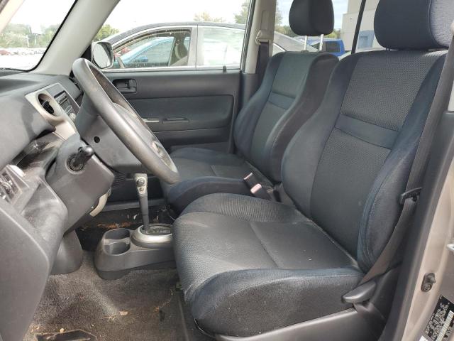 JTLKT324164093134 - 2006 TOYOTA SCION XB GRAY photo 7