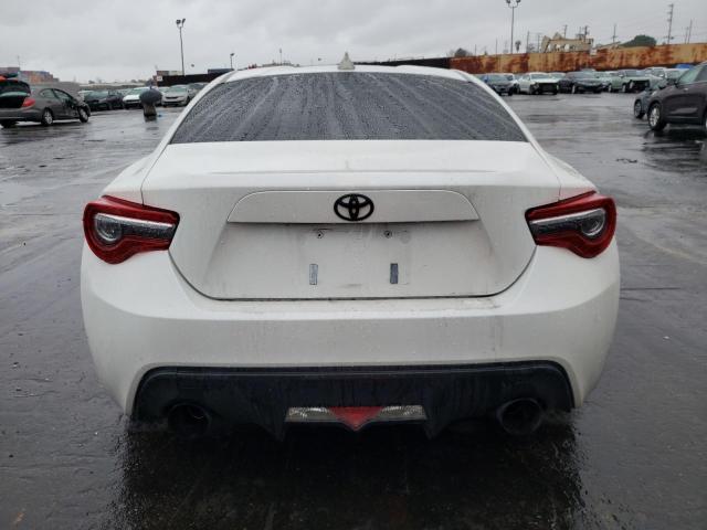 JF1ZNAA11D1734688 - 2013 TOYOTA SCION FR-S WHITE photo 6