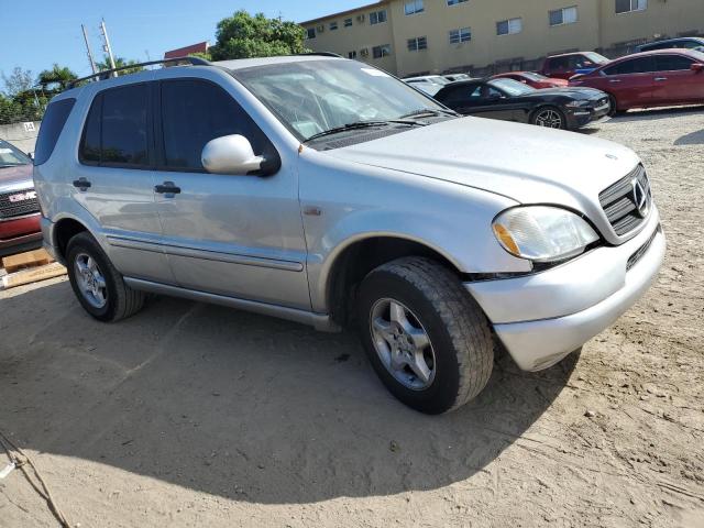 4JGAB54E5YA171748 - 2000 MERCEDES-BENZ ML 320 SILVER photo 4