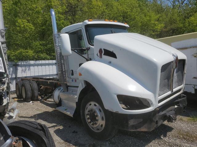 3BKBL50X4CF303255 - 2012 KENWORTH CONSTRUCTI T400 WHITE photo 1