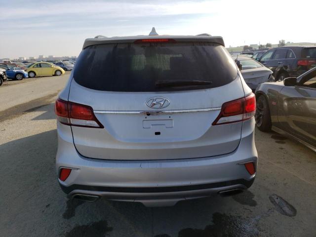 KM8SM4HF5HU240318 - 2017 HYUNDAI SANTA FE SE SILVER photo 6