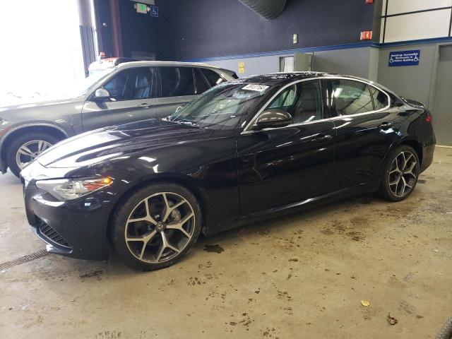 ZARFAEDN2H7557057 - 2017 ALFA ROMEO GIULIA Q4 黑色 照片 1