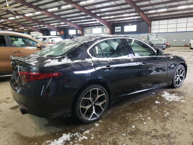 ZARFAEDN2H7557057 - 2017 ALFA ROMEO GIULIA Q4 黑色 照片 3