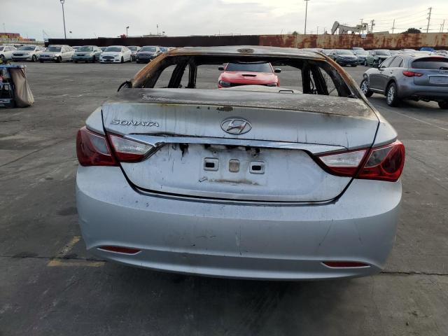 5NPEB4ACXDH716381 - 2013 HYUNDAI SONATA GLS SILVER photo 6