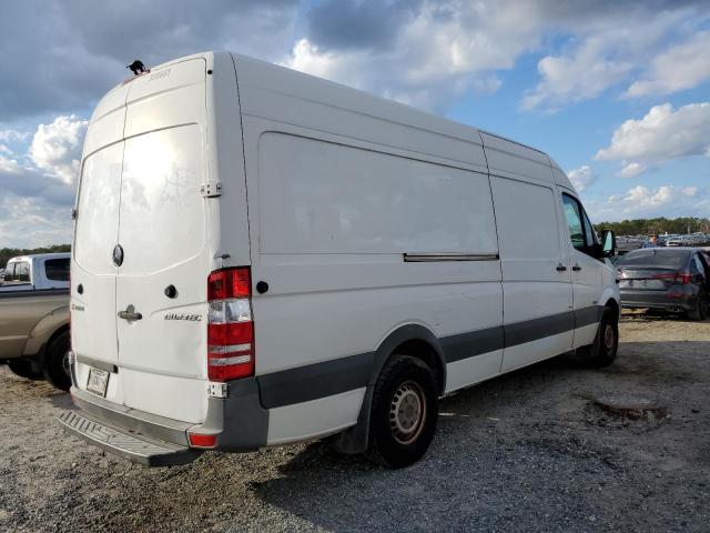 WD3PE8CC2D5726787 - 2013 MERCEDES-BENZ SPRINTER 2500 WHITE photo 3