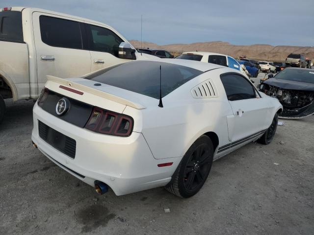 1ZVBP8AM5E5210315 - 2014 FORD MUSTANG WHITE photo 3