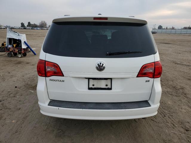 2C4RVABG2CR293662 - 2012 VOLKSWAGEN ROUTAN SE WHITE photo 6