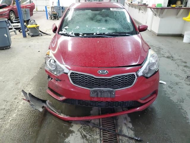 KNAFX4A64G5602314 - 2016 KIA FORTE LX RED photo 5