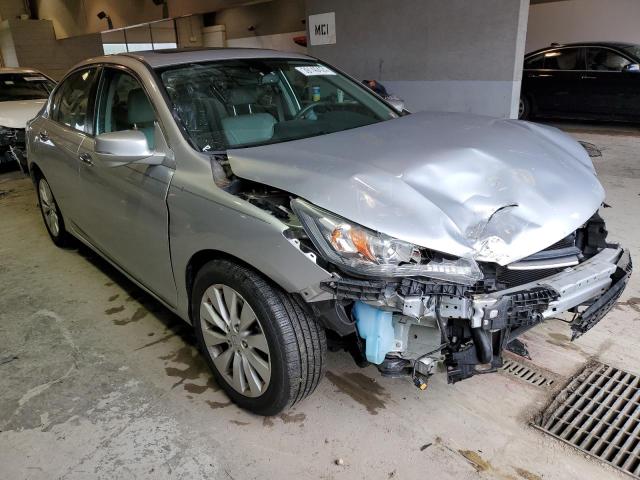 1HGCR2F87FA113864 - 2015 HONDA ACCORD EXL SILVER photo 4