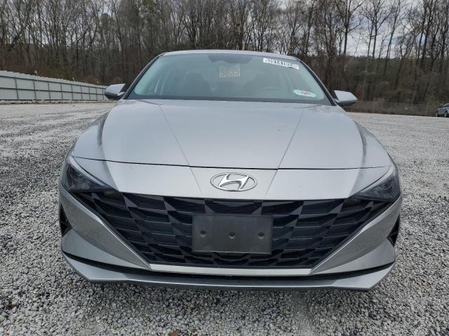 5NPLL4AG7MH047106 - 2021 HYUNDAI ELANTRA SE SILVER photo 5