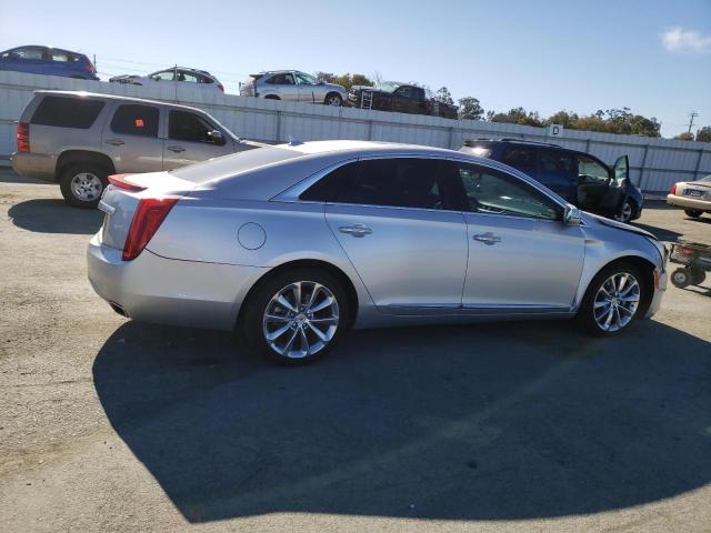 2G61S5S38D9112241 - 2013 CADILLAC XTS PREMIUM COLLECTION SILVER photo 3