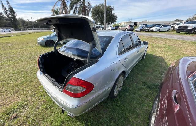 WDBUF56XX7B076632 - 2007 MERCEDES-BENZ E 350 SILVER photo 4