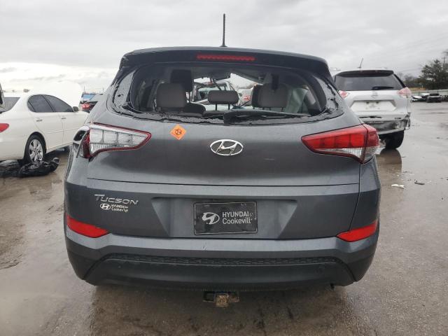 KM8J23A47HU473783 - 2017 HYUNDAI TUCSON SE CHARCOAL photo 6