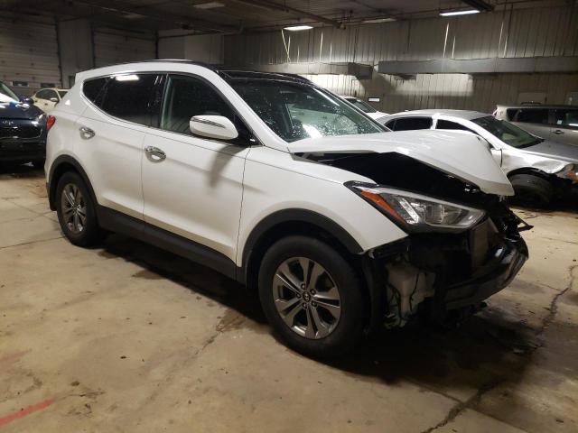 5XYZUDLB1GG332016 - 2016 HYUNDAI SANTA FE S WHITE photo 4