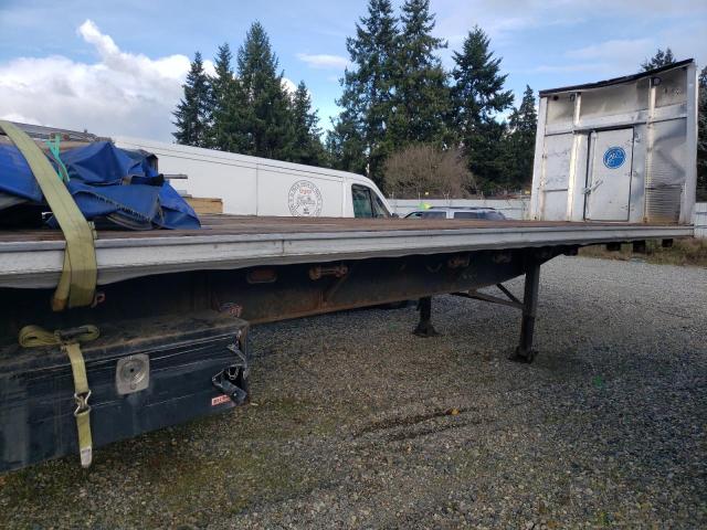 1UYFS248XXA855813 - 1999 UTILITY TRAILER SILVER photo 5