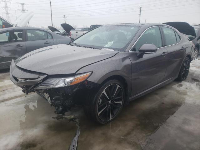 4T1B61HK6KU806242 - 2019 TOYOTA CAMRY XSE GRAY photo 1