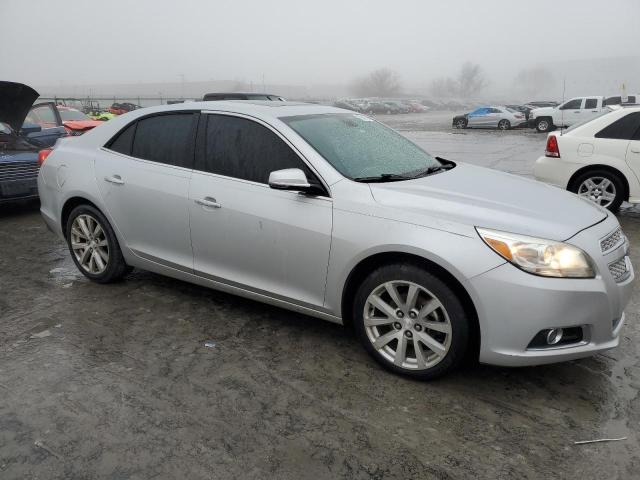 1G11H5SA6DF195193 - 2013 CHEVROLET MALIBU LTZ ვერცხლისფერი ფოტო 4