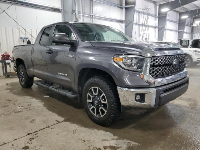 5TFUW5F15JX711828 - 2018 TOYOTA TUNDRA DOUBLE CAB SR/SR5 CHARCOAL photo 4