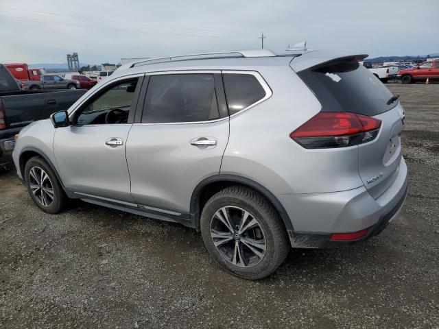 JN8AT2MV4JW319076 - 2018 NISSAN ROGUE S SILVER photo 2