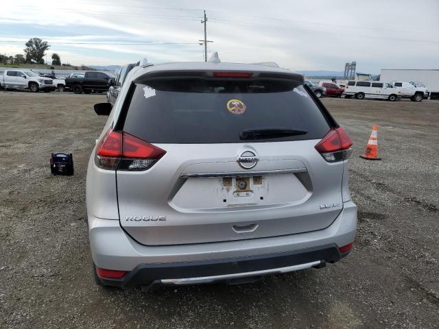 JN8AT2MV4JW319076 - 2018 NISSAN ROGUE S SILVER photo 6