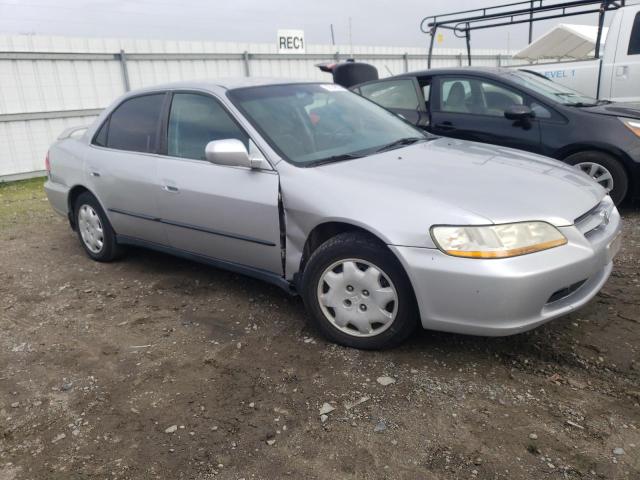 JHMCG5642XC042970 - 1999 HONDA ACCORD LX SILVER photo 4