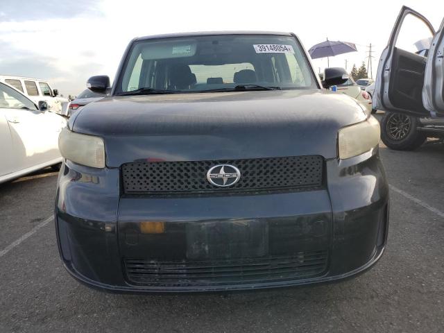 JTLKE50E481045083 - 2008 TOYOTA SCION XB BLACK photo 5