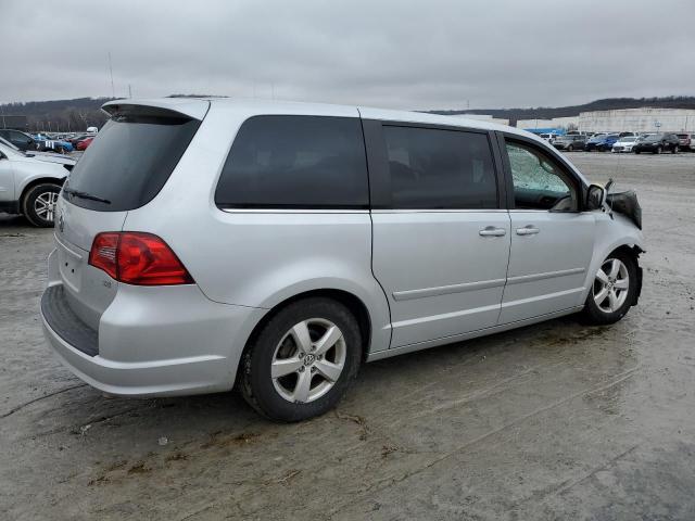 2V4RW3D1XAR395568 - 2010 VOLKSWAGEN ROUTAN SE SILVER photo 3