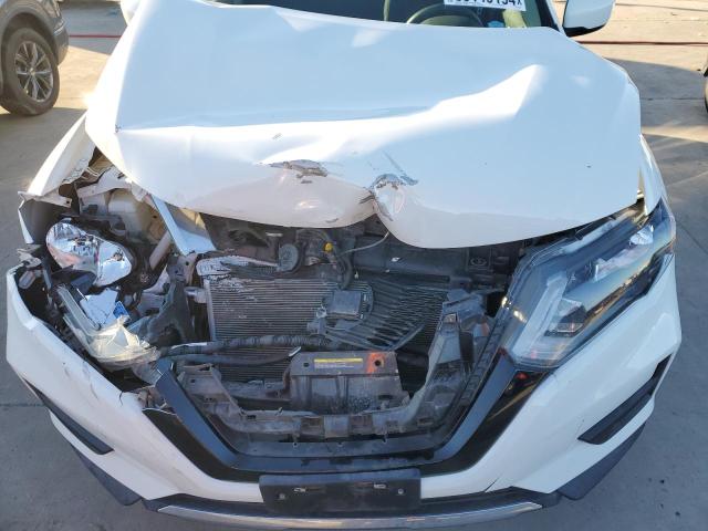 5N1AT2MT7JC733587 - 2018 NISSAN ROGUE S WHITE photo 11