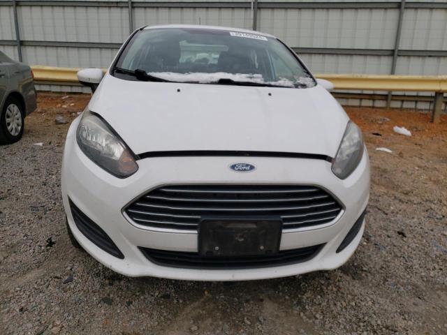 3FADP4AJ1GM140860 - 2016 FORD FIESTA S WHITE photo 5