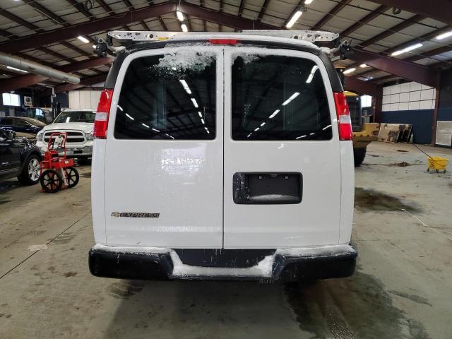 1GCWGAFP7L1272947 - 2020 CHEVROLET EXPRESS G2 WHITE photo 6