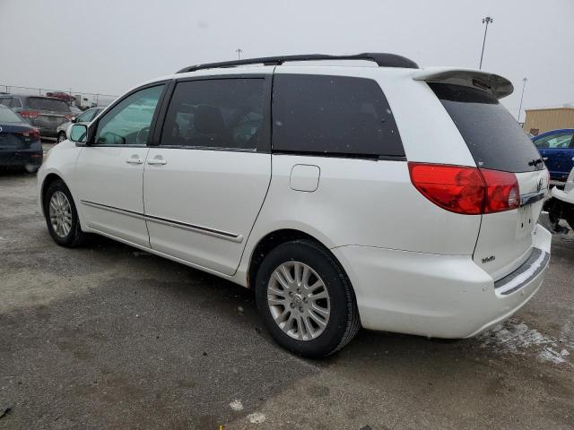 5TDYK4CC0AS325384 - 2010 TOYOTA SIENNA XLE WHITE photo 2