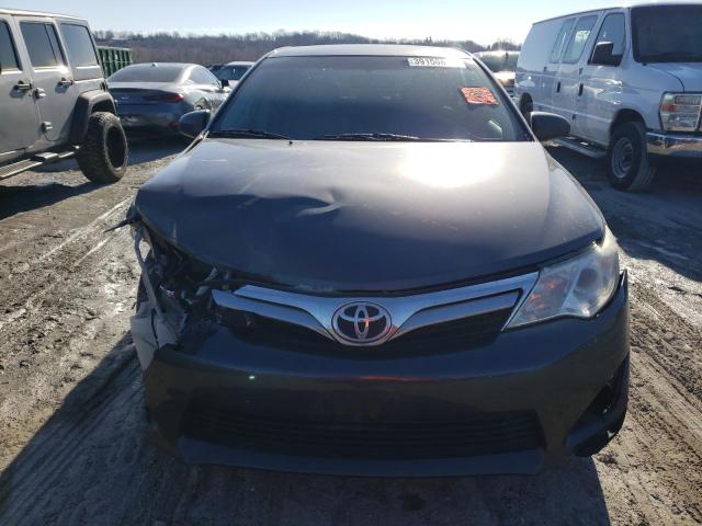 4T1BK1FK5DU534459 - 2013 TOYOTA CAMRY SE GRAY photo 5