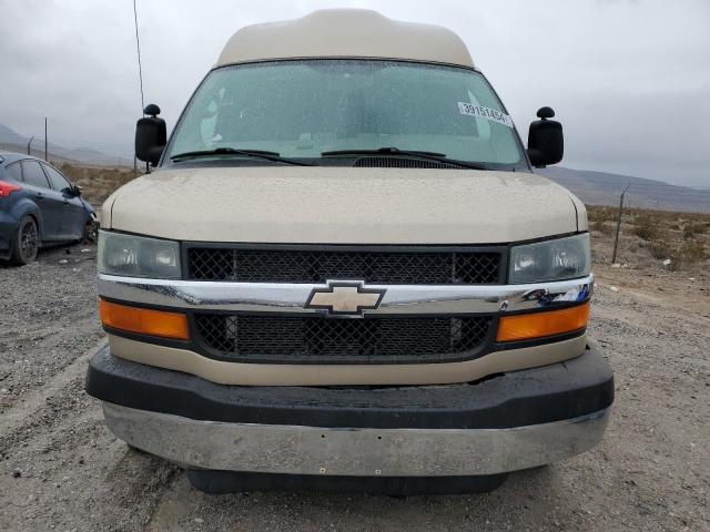 1GAGG25U661185751 - 2006 CHEVROLET EXPRESS G2 TAN photo 5