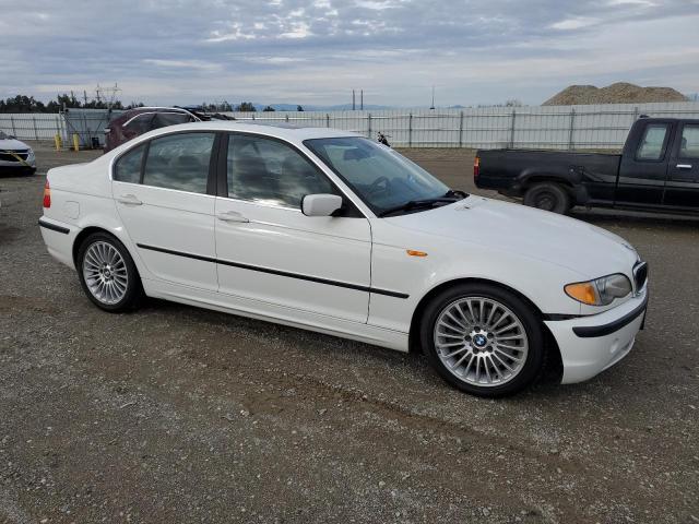 WBAEV53463KM26025 - 2003 BMW 330 I WHITE photo 4