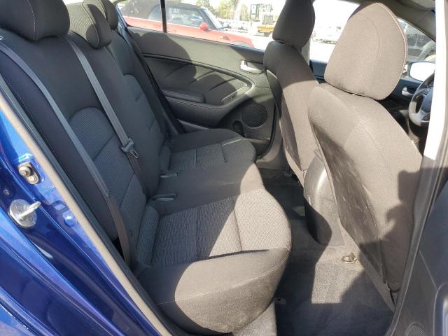 3KPFK4A73JE198718 - 2018 KIA FORTE LX BLUE photo 10