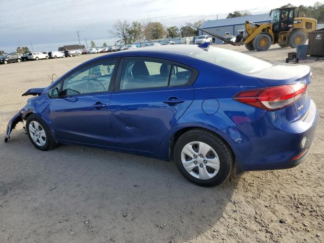 3KPFK4A73JE198718 - 2018 KIA FORTE LX BLUE photo 2