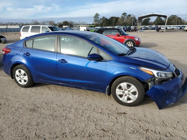 3KPFK4A73JE198718 - 2018 KIA FORTE LX BLUE photo 4