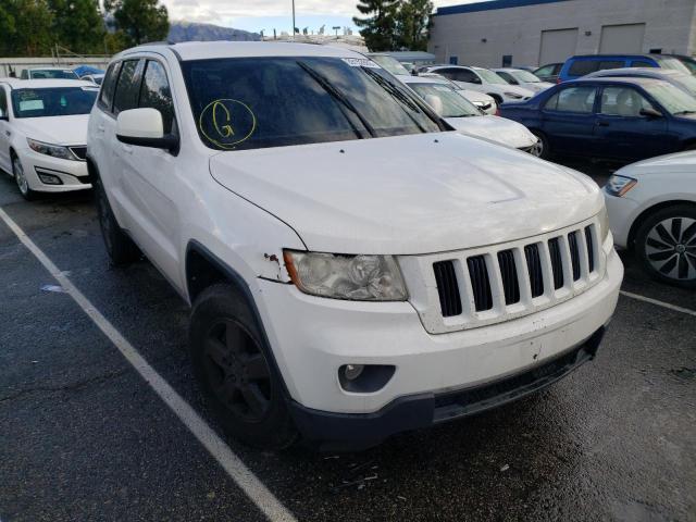 1C4RJEAG5DC516923 - 2013 JEEP GRAND CHER LAREDO WHITE photo 4