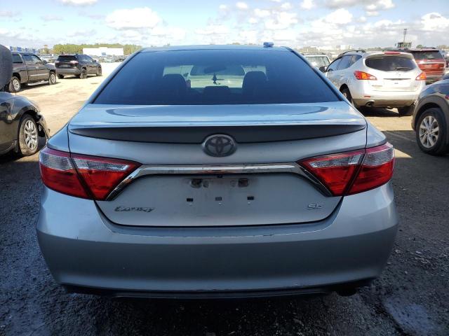 4T1BF1FK3GU173208 - 2016 TOYOTA CAMRY LE SILVER photo 6