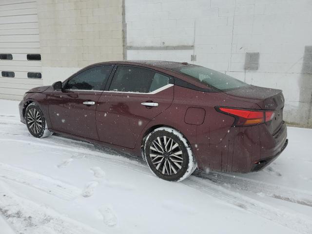 1N4BL4DV2PN378918 - 2023 NISSAN ALTIMA SV MAROON photo 2