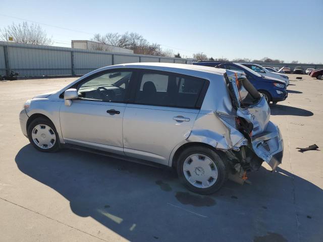 3N1BC13E09L489631 - 2009 NISSAN VERSA S SILVER photo 2