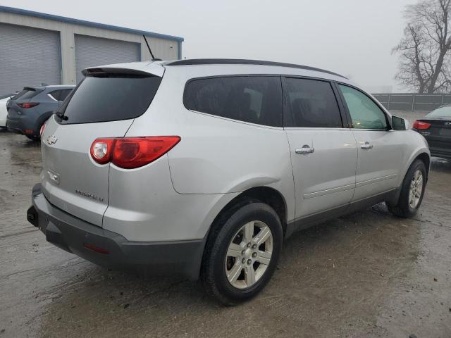 1GNLRGED8AS132671 - 2010 CHEVROLET TRAVERSE LT SILVER photo 3