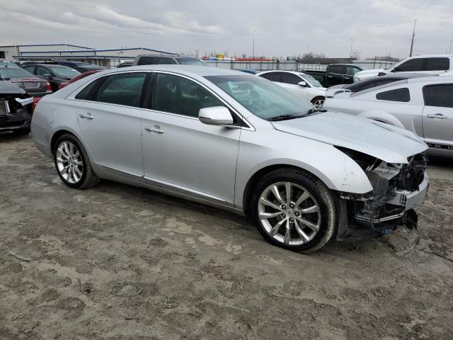 2G61N5S36F9271219 - 2015 CADILLAC XTS LUXURY COLLECTION SILVER photo 4