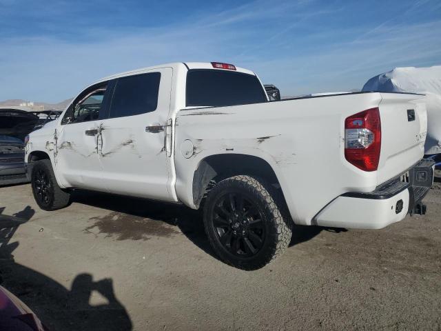 5TFHY5F15JX722498 - 2018 TOYOTA TUNDRA CREWMAX LIMITED WHITE photo 2