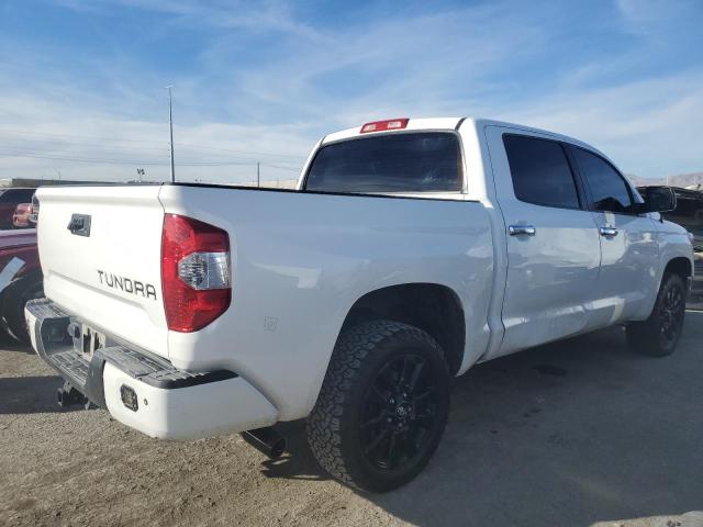 5TFHY5F15JX722498 - 2018 TOYOTA TUNDRA CREWMAX LIMITED WHITE photo 3