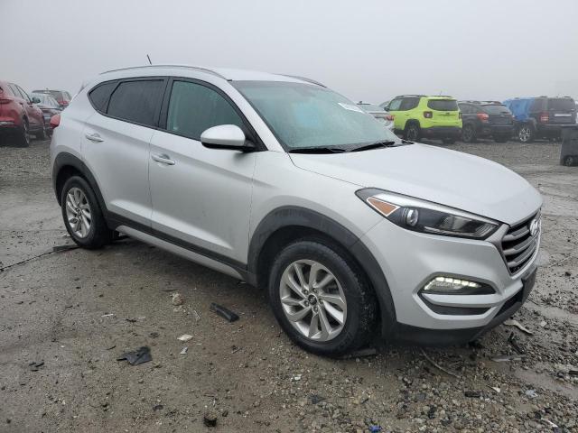 KM8J3CA46HU299542 - 2017 HYUNDAI TUCSON LIMITED SILVER photo 4