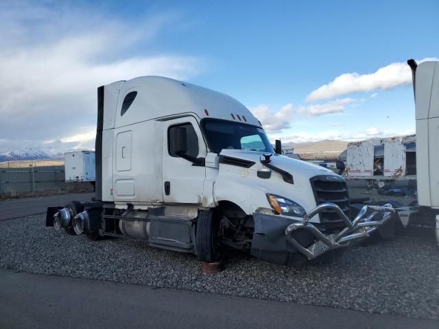 3AKJHHDRXLSLL0877 - 2020 FREIGHTLINER CASCADIA 1 WHITE photo 1