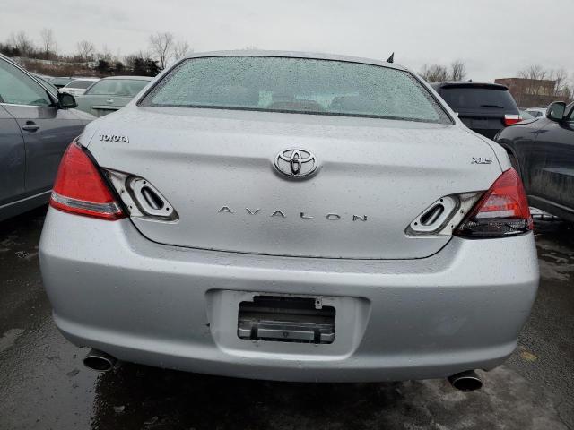 4T1BK36B68U274199 - 2008 TOYOTA AVALON XL SILVER photo 6